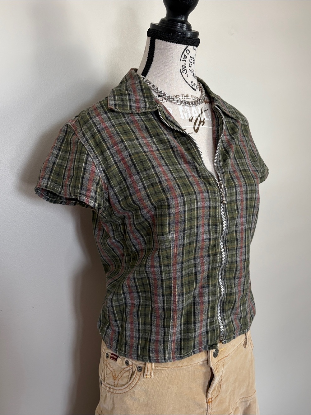 y2k santa barbara green plaid zip top | grunge collared shirt